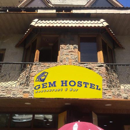Gem Hostel Jerevan Buitenkant foto